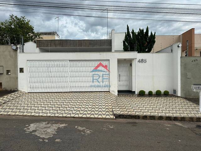 #999 - Casa para Venda em Pará de Minas - MG